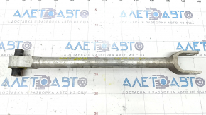 Upper rear right transverse arm Infiniti Q50 14 - torn silent block
