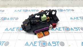 Underhood fuse box Porsche Macan 15-