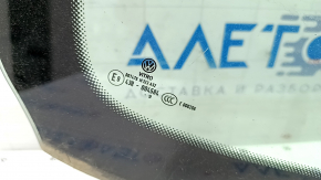 Rear glass VW Jetta 19 - heating contact torn off