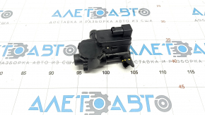 Heater valve Porsche Macan 15 - broken spout