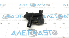 Heater valve Porsche Macan 15 - broken spout