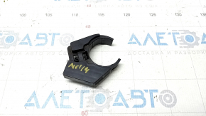Fastening the neck of the washer reservoir Mazda 6 13-21