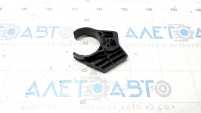 Fastening the neck of the washer reservoir Mazda 6 13-21