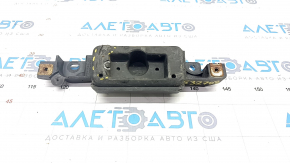 Front left jack Porsche Macan 15-18 dented