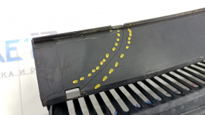 Windscreen wiper grille plastic right VW Jetta 19- cracked