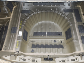 Chevrolet Malibu 16 trunk trough - black on the body
