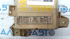Fuse box under the dashboard Lexus ES350 07-12 broken fasteners
