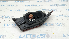 Lamp inner trunk lid right Hyundai Elantra AD 17-18 dorest halogen, scratches