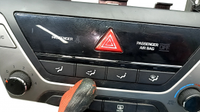 Climate control Hyundai Elantra AD 17-18 manual, chrome peeling, scratches