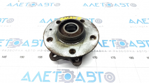 Rear right hub Porsche Macan 15-18 rusty, bearing humming