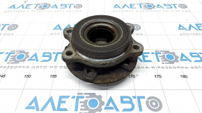 Rear left hub Porsche Macan 15-18 rusty