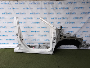 Front right quarter Toyota Highlander 14-19 white, with central pillar, pokes