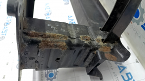 Front bumper reinforcement VW Jetta 19- rusty