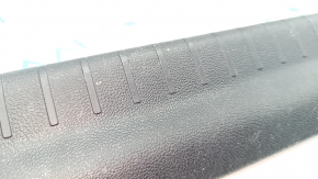Door sill trim front right Dodge Journey 11- black, worn, broken guide