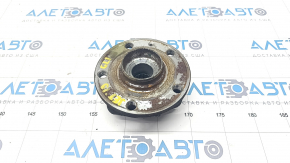 Front right hub VW Jetta 19- GLI rusty