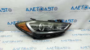 Headlight front right bare Hyundai Elantra AD 17-18 prerest, halogen, with mount, cobweb, sand, scratches