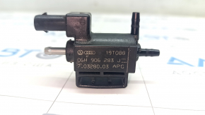 Solenoid valve on the intake VW Jetta 19-