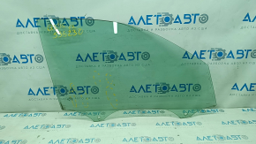 Front right door glass Audi Q3 8U 15-18 scratches