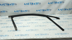 Front right glass seal Audi Q3 8U 15-18