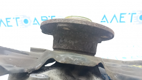 Trunnion with hub rear right VW Jetta 19- with casing, rusty hub