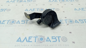 Low signal Audi Q3 8U 15-18 with bracket