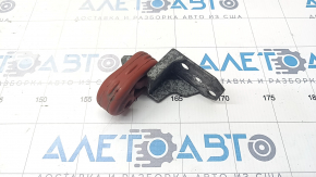 Muffler bracket central VW Jetta 19- with rubber