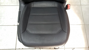 Passenger seat VW Passat b8 16-19 USA with airbag, mechanical, black leather, scratches on plastic