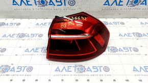 Lamp outer wing right VW Passat b8 16-19 USA halogen dark, scratches