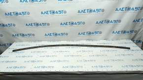 Door seal on the left threshold Audi Q3 8U 15-18 tear