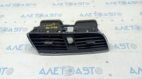 Front panel air duct deflector central Audi Q3 8U 15-18 black, crack on chrome