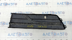Front bumper grille side right VW Passat b8 16-19 USA without fog lights, cracked, bumps on chrome