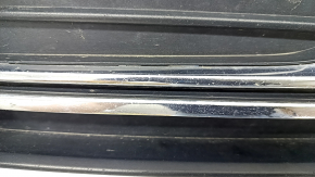 Front bumper grille side right VW Passat b8 16-19 USA without fog lights, cracked, bumps on chrome