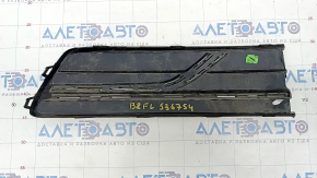 Front bumper grille side left VW Passat b8 16-19 USA without fog lights, broken, bumps on chrome