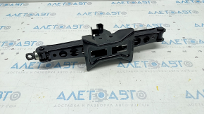 Jack Audi Q3 8U 15-18
