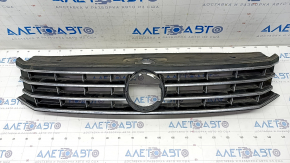 Radiator grill VW Passat b8 16-19 USA under radar cruise, without emblem, sand, broken