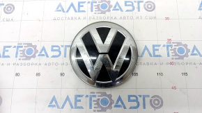 Emblem radiator grill VW Passat b8 16-19 USA under radar, sand, scratches