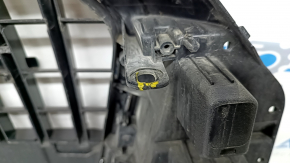 Radiator grill assembly Audi Q3 8U 15 without parking sensors, with emblems, sand, cracks in fasteners