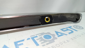 Longitudinal roof rail left Audi Q3 8U 15-18 chrome, scratches, missing studs