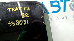 Glass of the rear right door Chevrolet Trax 15-22 tinted, scratches