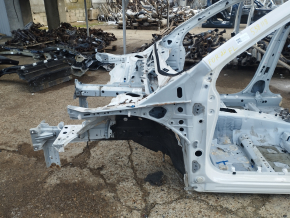 Quarter front left Subaru Forester 19- SK white, on the body