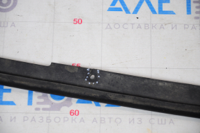 Ford Focus mk3 11-18 bonnet seal torn