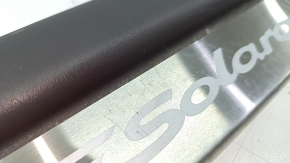 Front left threshold trim Toyota Solara 2.4 04-08 with chrome trim, trim peeled off, chrome worn