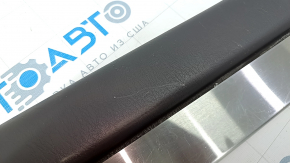 Front right threshold trim Toyota Solara 2.4 04-08 with chrome trim, trim peeled off, chrome worn