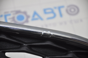 Ford Focus mk3 15-18 radiator grille rest chrome frame, cracked chrome, chips, missing fragment