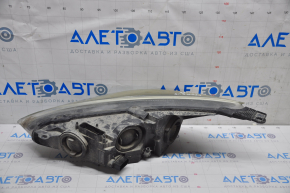 Headlight front right bare Ford Focus mk3 15-18 rest halogen dark, for polishing, driftwood