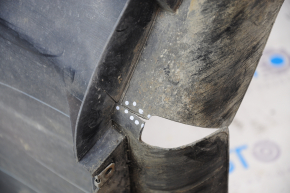 Front right mudguard Ford Focus mk3 11-18 mudguard torn