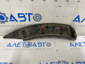 Rear left wing arch trim Hyundai Santa FE Sport 13-18 scratches