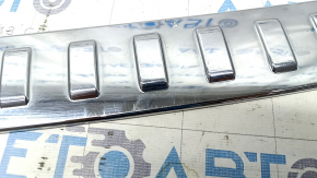 Nissan Rogue 14-20 rear bumper trim chrome, swollen chrome, scratches