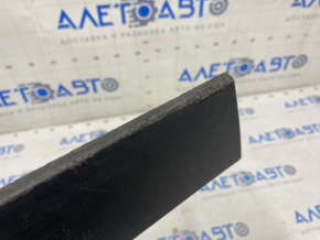Door trim lower rear left Subaru b9 Tribeca scratches, abrasions