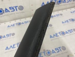 Door trim lower rear right Subaru b10 Tribeca scratches, abrasions